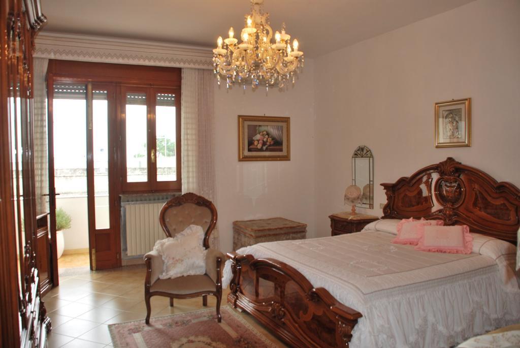 B&B La Rosa Antica Castro  Buitenkant foto